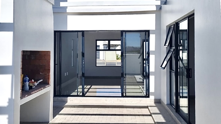 3 Bedroom Property for Sale in Britannia Reef Estate Western Cape